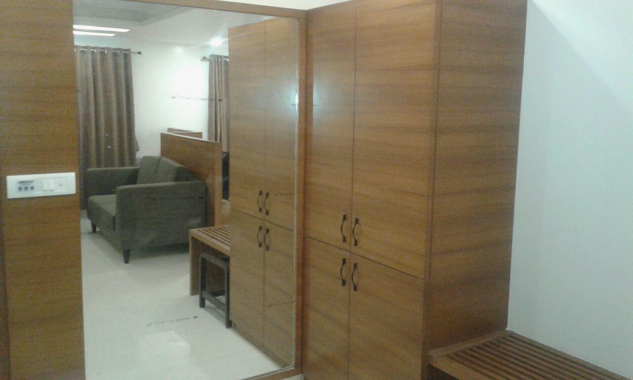 Hotel Comfort Bharuch Екстериор снимка